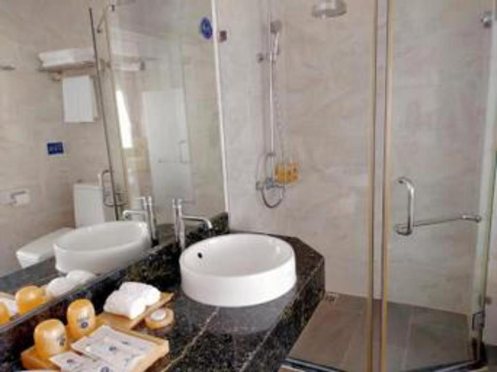 Legendsea Hotel Nha Trang Exterior photo