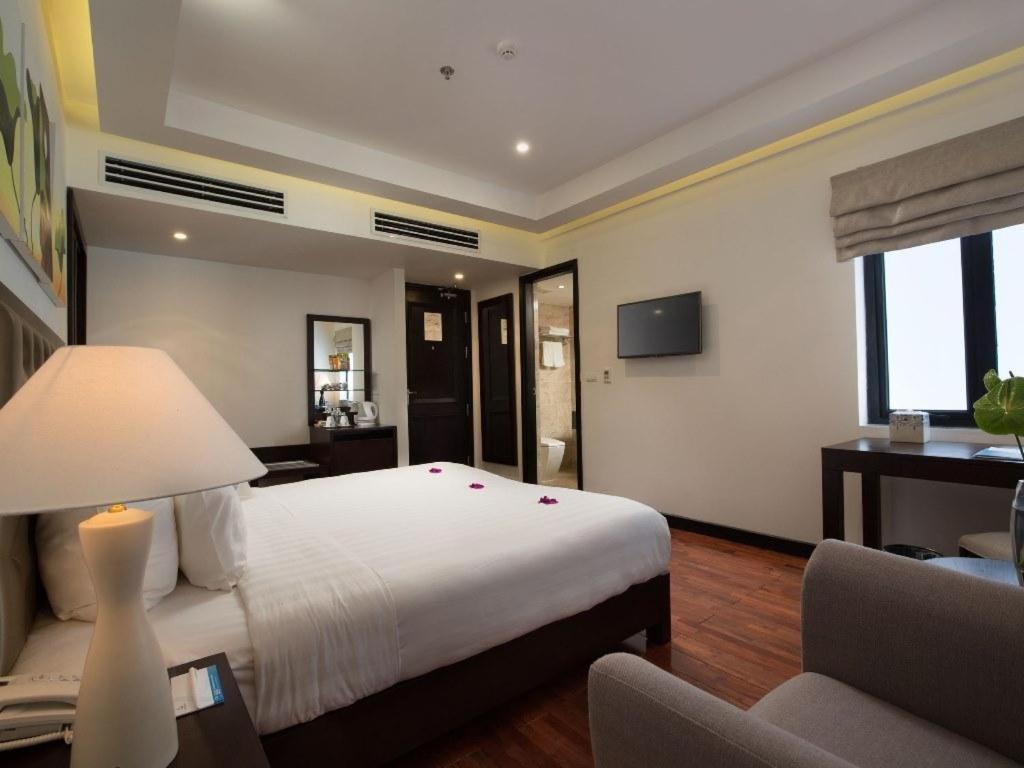 Legendsea Hotel Nha Trang Exterior photo