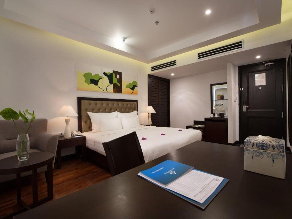 Legendsea Hotel Nha Trang Exterior photo