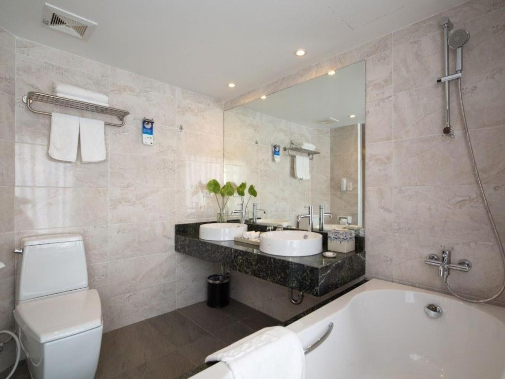 Legendsea Hotel Nha Trang Exterior photo